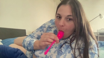 HornyMilfLeah 06-07-2021 Nude 